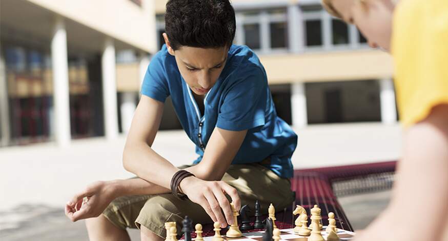 Jogo de Xadrez: Regras, Estratégias e Benefícios