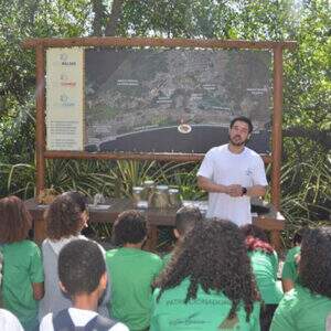 Crianças aprendem e se divertem em passeio ecológico