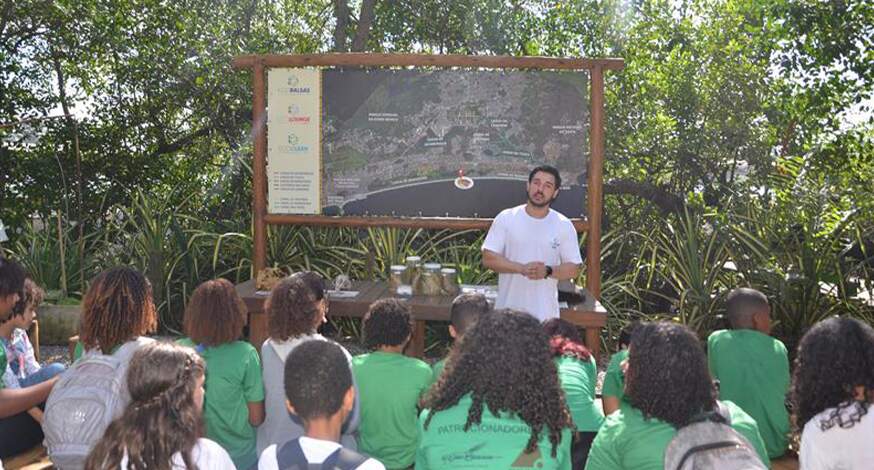 Crianças aprendem e se divertem em passeio ecológico