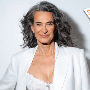 Simone ao vivo: sucessos que marcaram época agora ao seu alcance