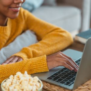 Da tela para a sala de aula Da tela para a sala de aula